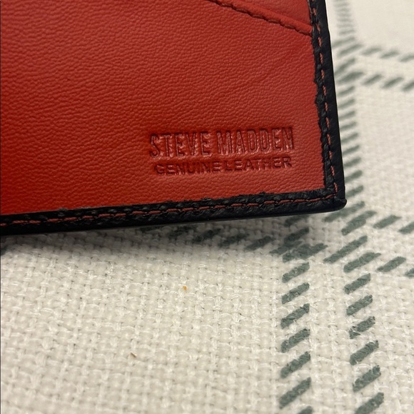 Steve Madden Black and Red Leather Card Holder - Picture 2 of 5